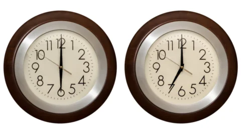 Disagreeing clocks